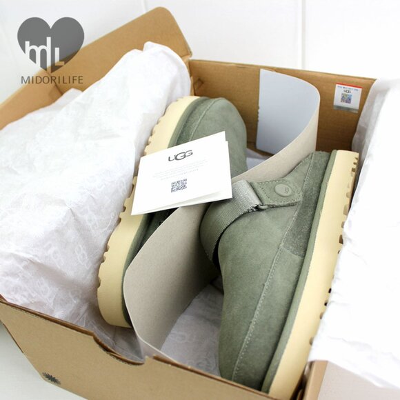 UGG Goldenstar Clog - Picture 15 of 16